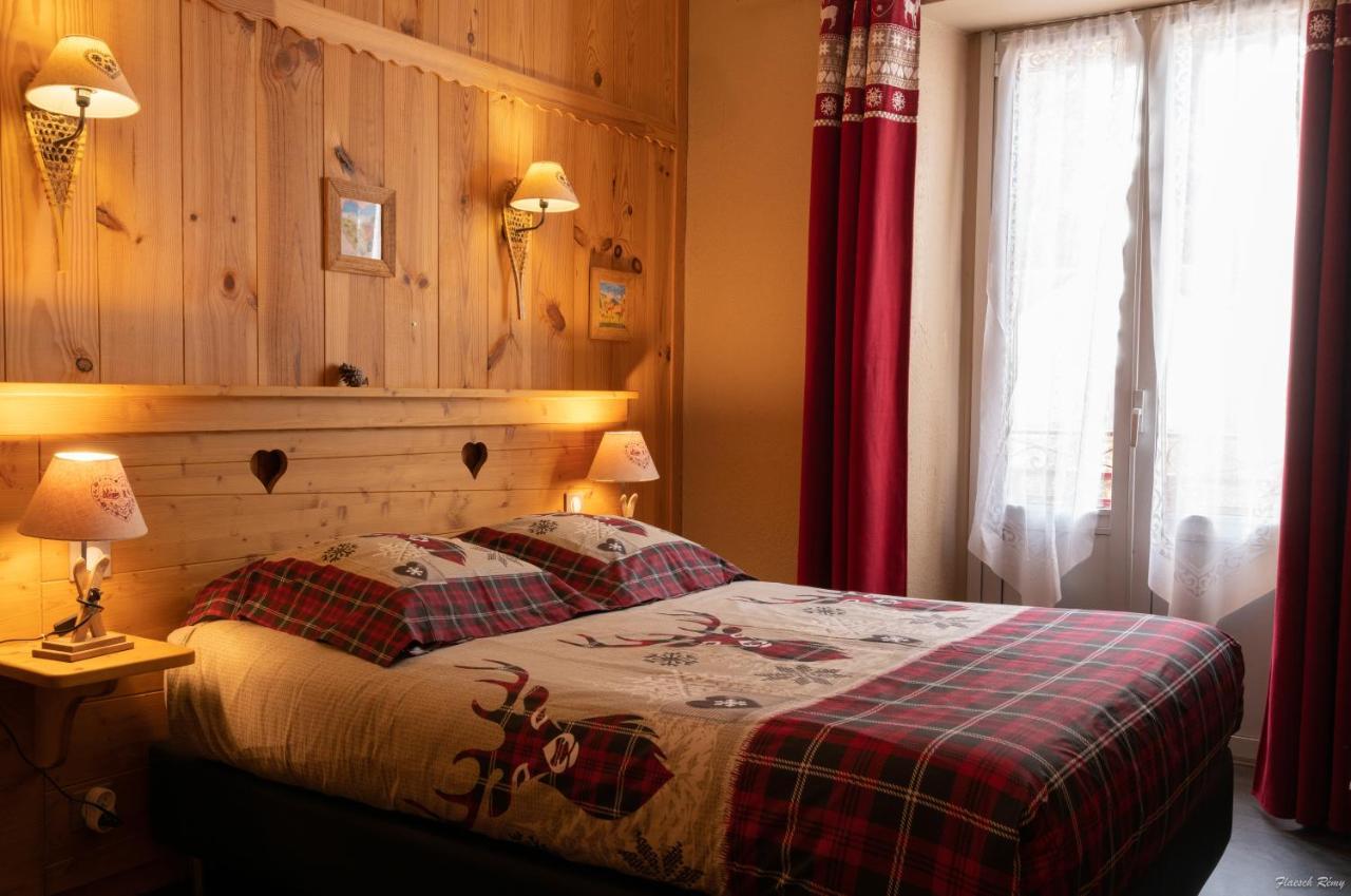 Hotel Quin Te Va Cauterets Esterno foto