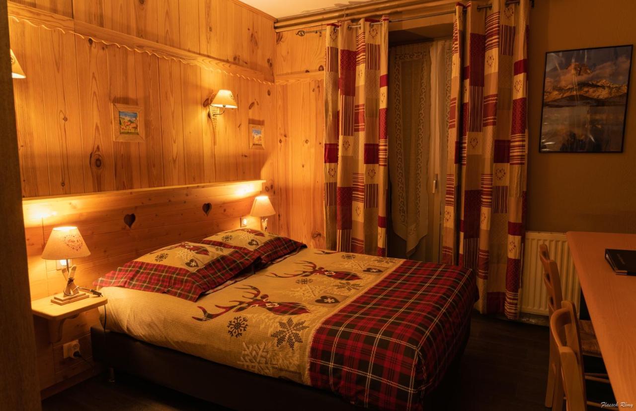 Hotel Quin Te Va Cauterets Esterno foto