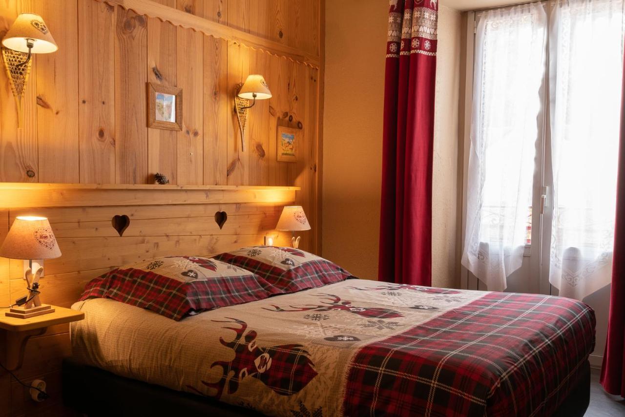 Hotel Quin Te Va Cauterets Esterno foto