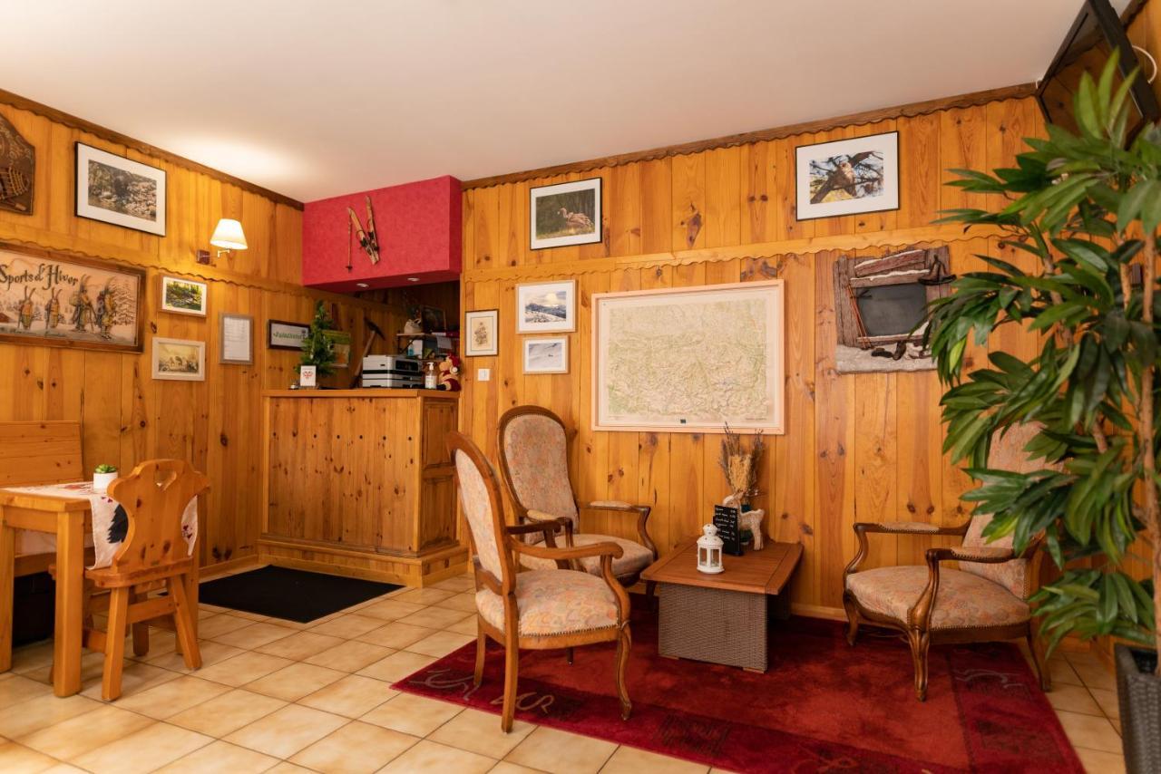 Hotel Quin Te Va Cauterets Esterno foto