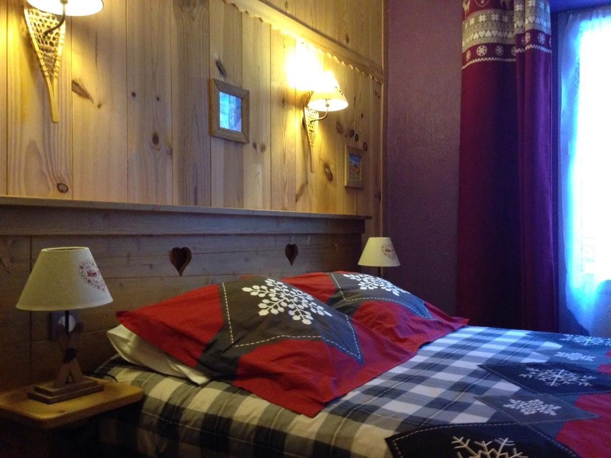 Hotel Quin Te Va Cauterets Esterno foto