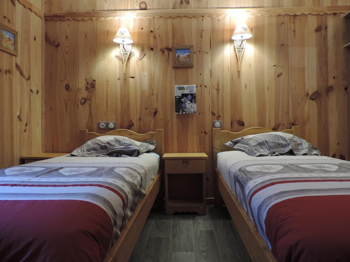 Hotel Quin Te Va Cauterets Esterno foto