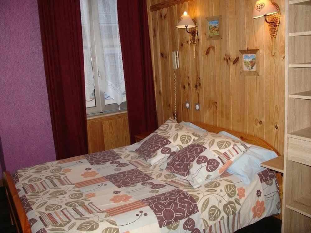 Hotel Quin Te Va Cauterets Esterno foto