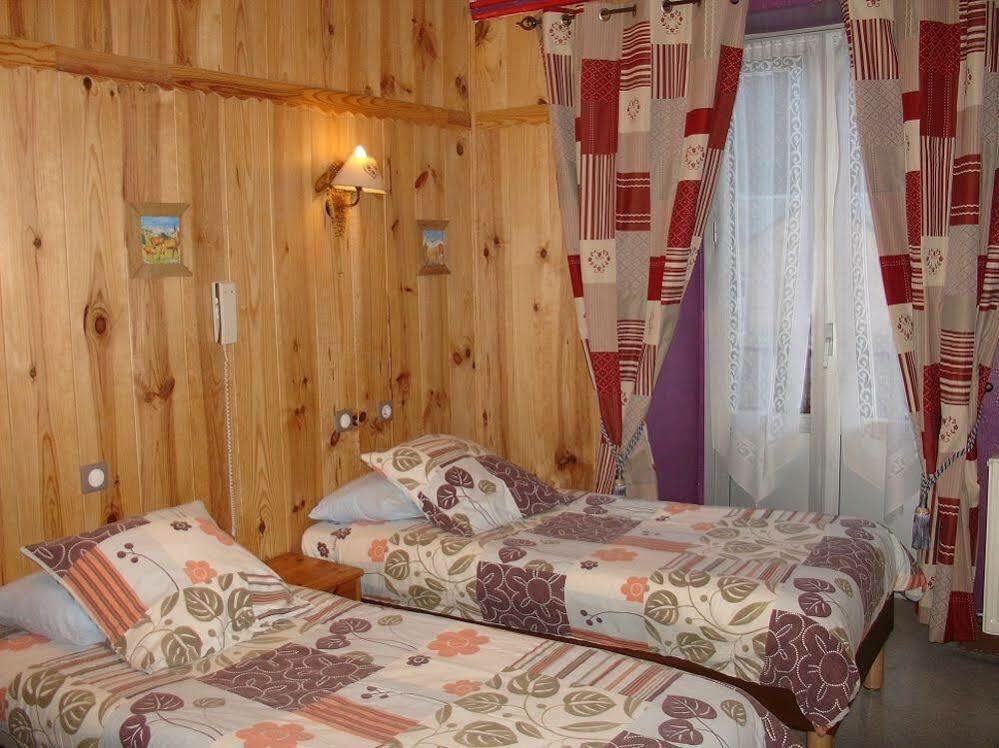 Hotel Quin Te Va Cauterets Esterno foto